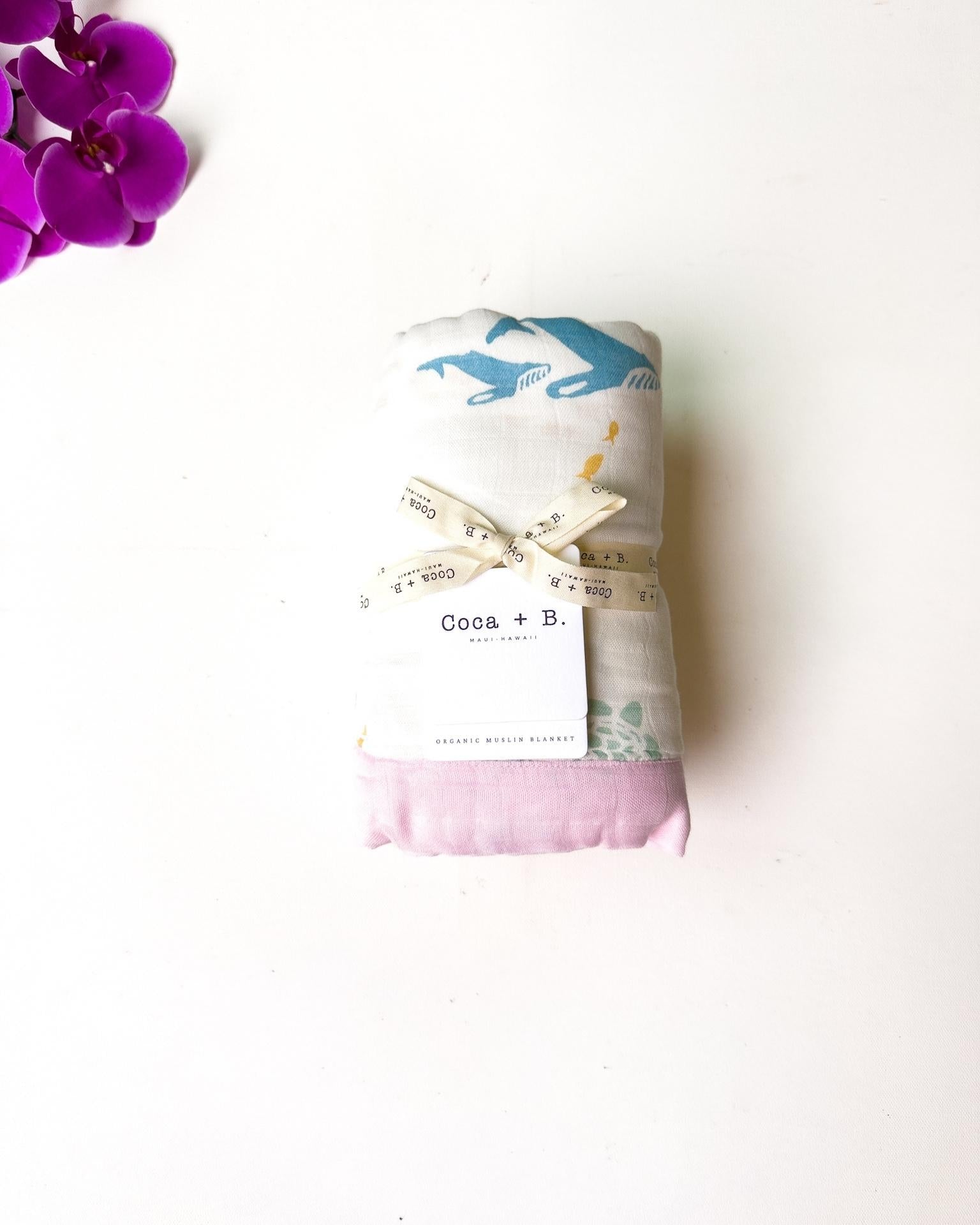 Sea Animals – Pink Trim | 6-Layer Organic Bamboo Muslin Baby Blanket - Coca + B.