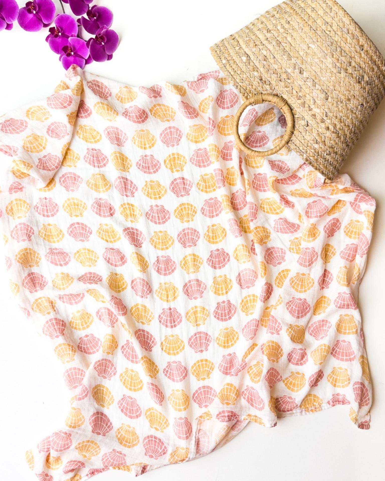 Sea Shell Print Organic Baby Swaddle - Coca + B.