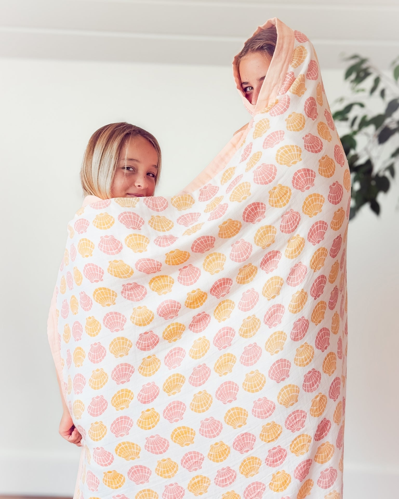 6 Layer Organic Bamboo + Cotton Muslin Gauze Blankets | Coca + B.™