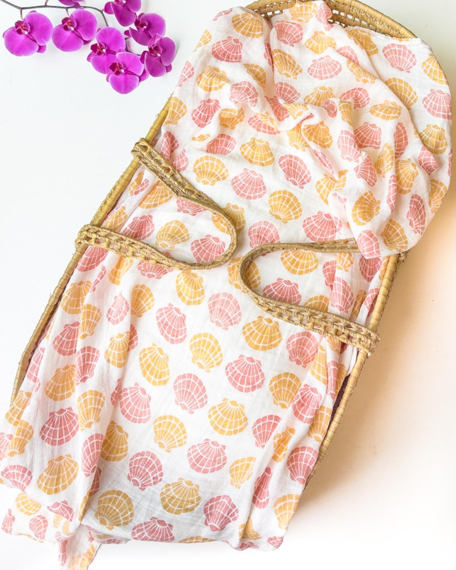 Sea Shell Print Organic Baby Swaddle - Coca + B.